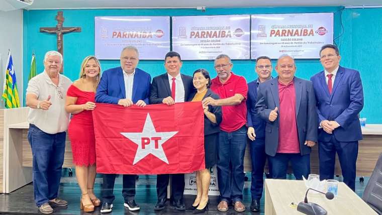 Câmara Municipal realiza sessão solene em homenagem aos 45 anos do Partido dos Trabalhadores